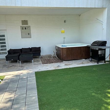 Apartman Luka Vila Vesa Promajna With Jacuzzi & Garden Διαμέρισμα Εξωτερικό φωτογραφία