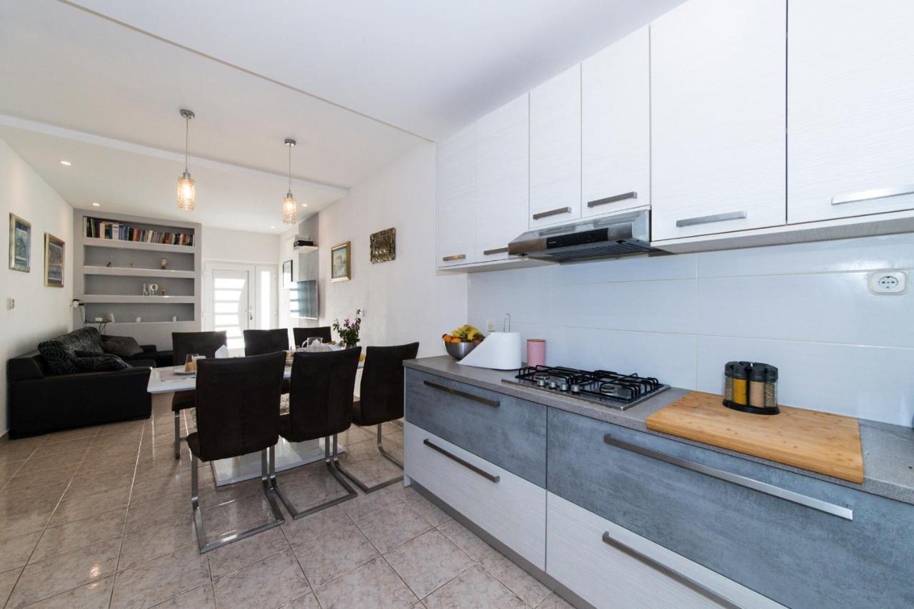 Apartman Luka Vila Vesa Promajna With Jacuzzi & Garden Διαμέρισμα Εξωτερικό φωτογραφία