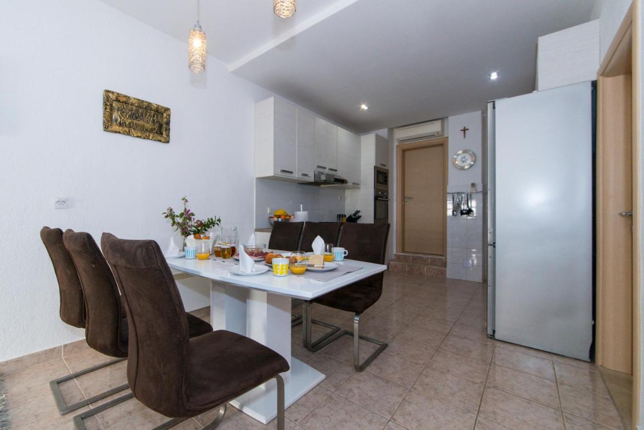 Apartman Luka Vila Vesa Promajna With Jacuzzi & Garden Διαμέρισμα Εξωτερικό φωτογραφία
